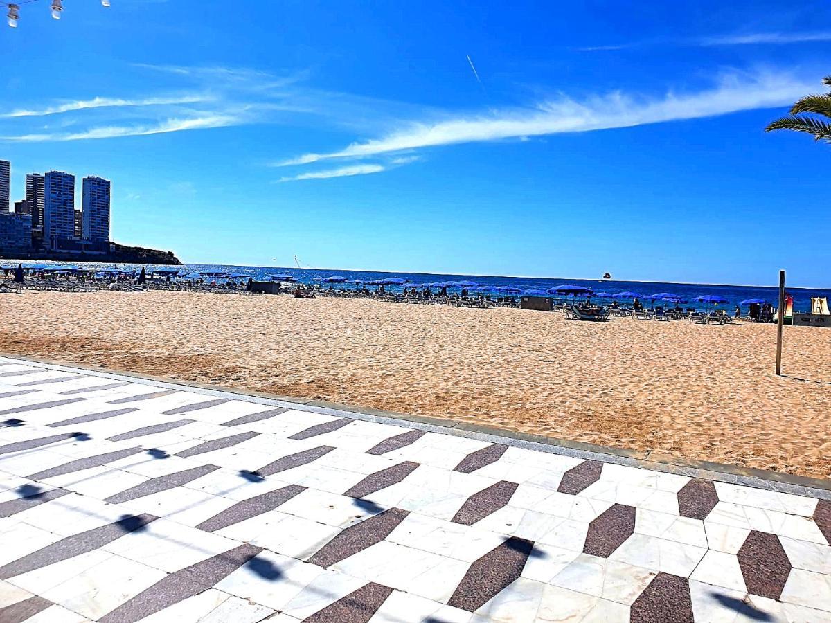 First Line Beach Beautiful Two Bedrooms Benidorm Luaran gambar