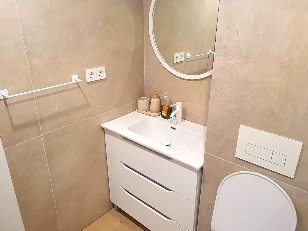 First Line Beach Beautiful Two Bedrooms Benidorm Luaran gambar